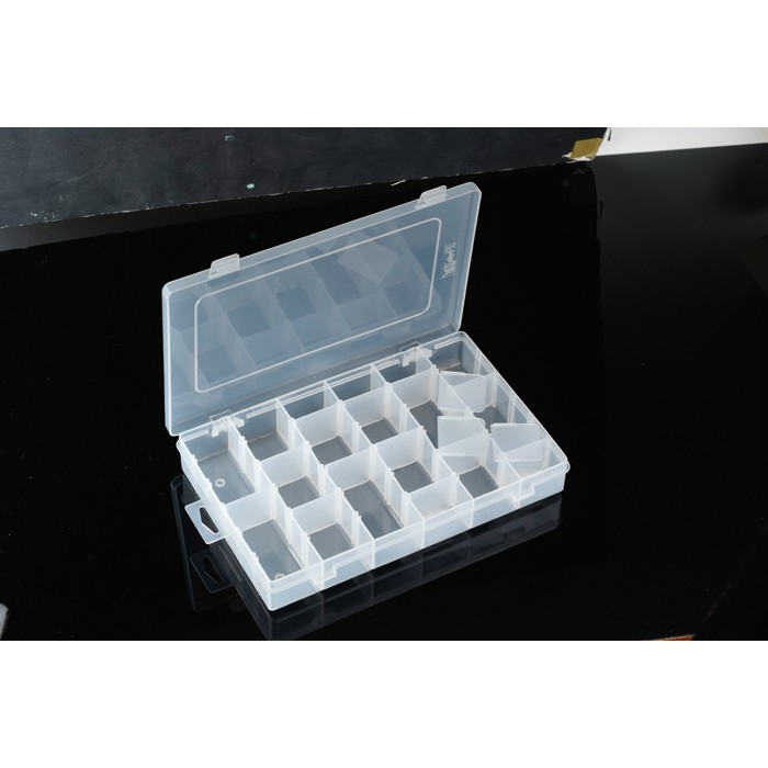 Plastic Box w/dividers 11 X 7 X 1.75