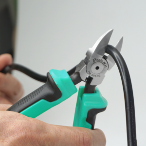 Precision Diagonal Cutting Pliers - Image 4